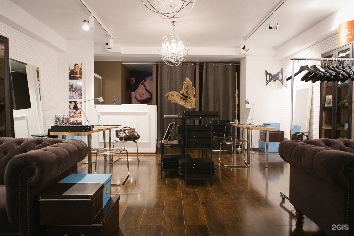 Очки ray ban p rb8305. Ray-ban 0rb3592 / 55. Ray ban спартаковская площадь. Farro ресторан москва. Ray ban бренд.