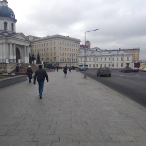 Фото от владельца Храм-часовня Святых Благоверных Мучеников Бориса и Глеба на Арбатской площади