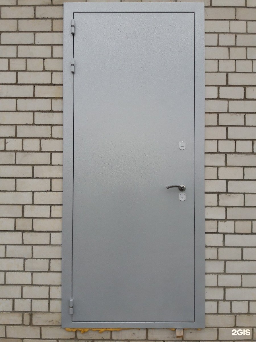 Открытая дверь кострома. Металлические двери в Костроме. Входные двери Кострома. Входная дверь Ленина 8. Двери Кострома.