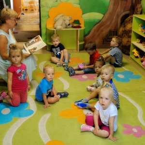 Фото от владельца Цветочная полянка, центр по уходу и присмотру за детьми