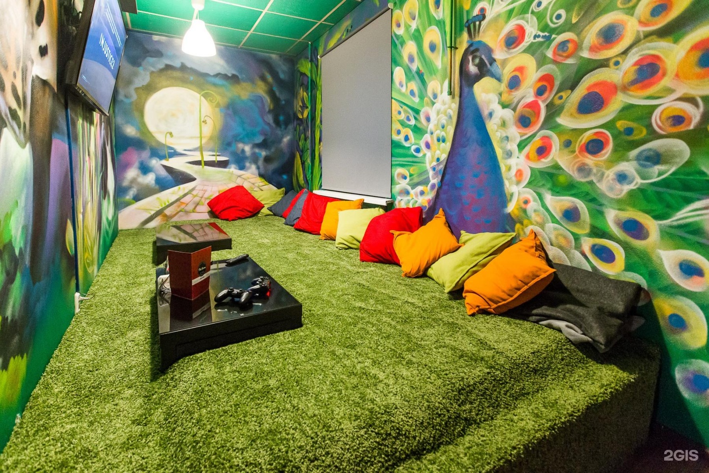 Лучшие детские комнаты спб. The Green Room кальянная Мюнхен. Комнаты антикафе. Антикафе для детей. Антикафе с отдельными комнатами.