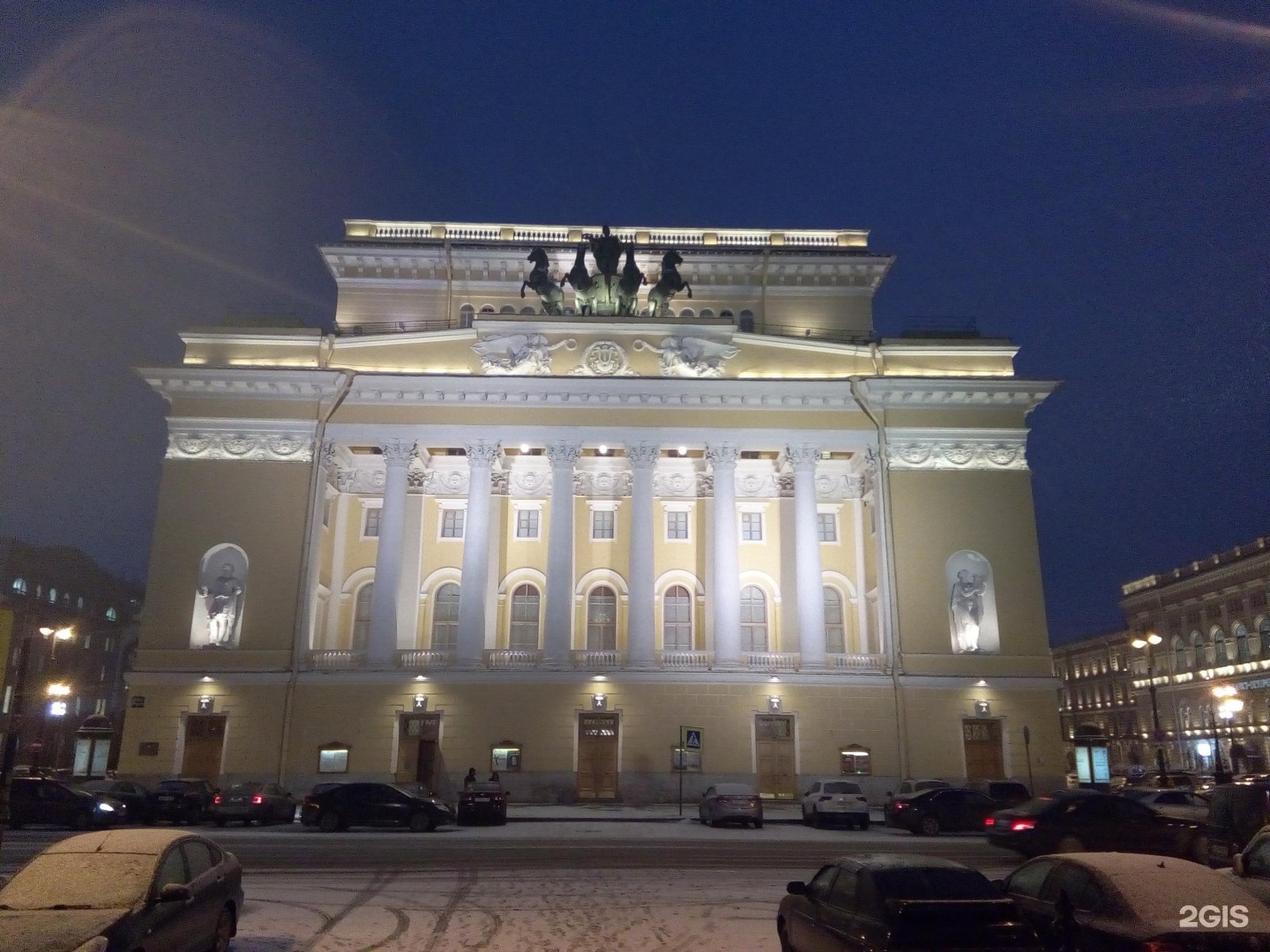 Teatro театральная площадь 2 фото. Театральная площадь 2 Санкт-Петербург. Театральная площадь 2 РАМТ. Театральная площадь. Балкон Александринского театра.