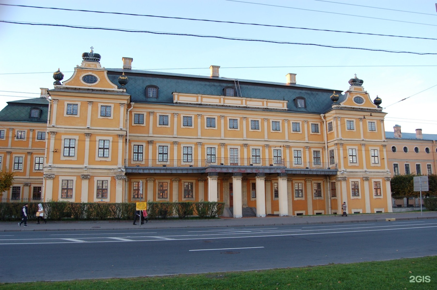 Дворец меньшикова в петербурге