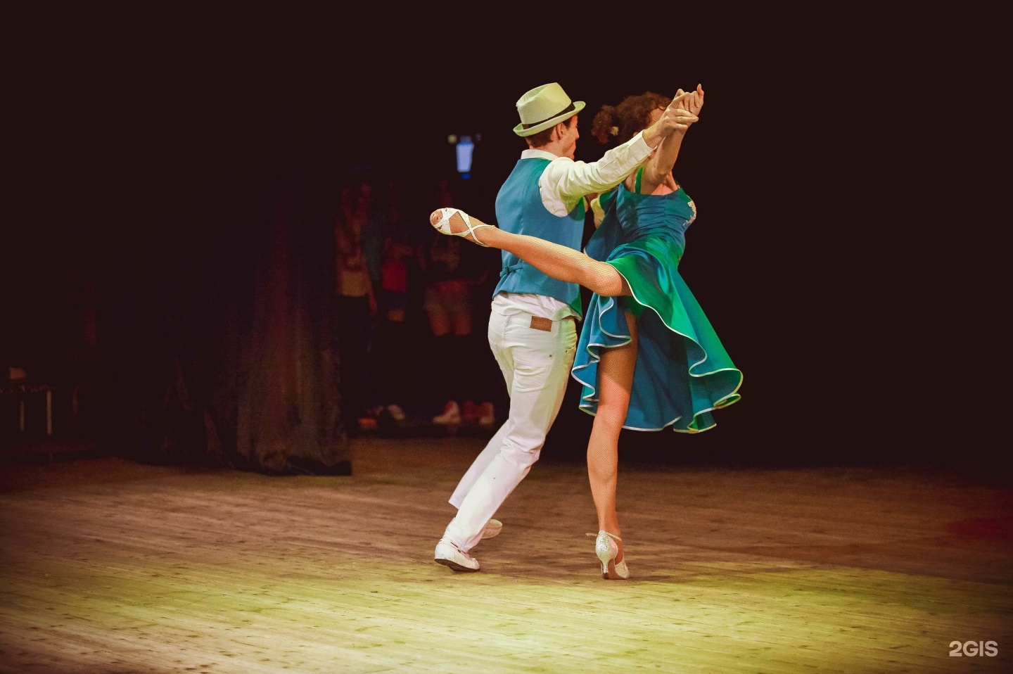 Dance life 3. Дэнс лайф Белгород. Белгород танцы. Танцы в Железнодорожном. Танцы моя жизнь.