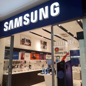 Фото от владельца Samsung, фирменный магазин
