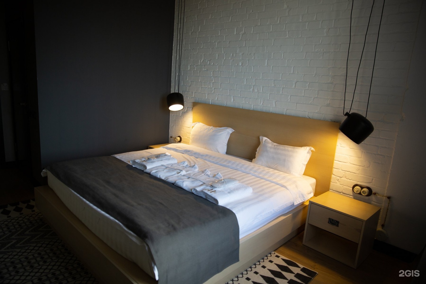 Eleven Hotel & Hall