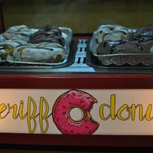 Фото от владельца Sheriff Donuts, кофейня