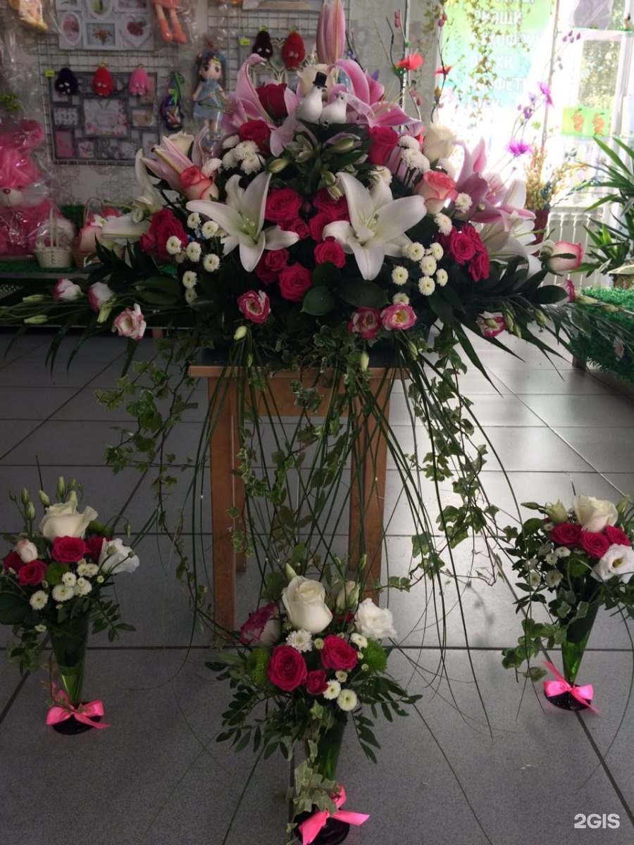 Цветочный ленинск-кузнецкий. Цветы ленинск кузнецкий. Цветочный ленинск-кузнецкий. Цветы колхоз букет. Цветы в ленинске кузнецком.