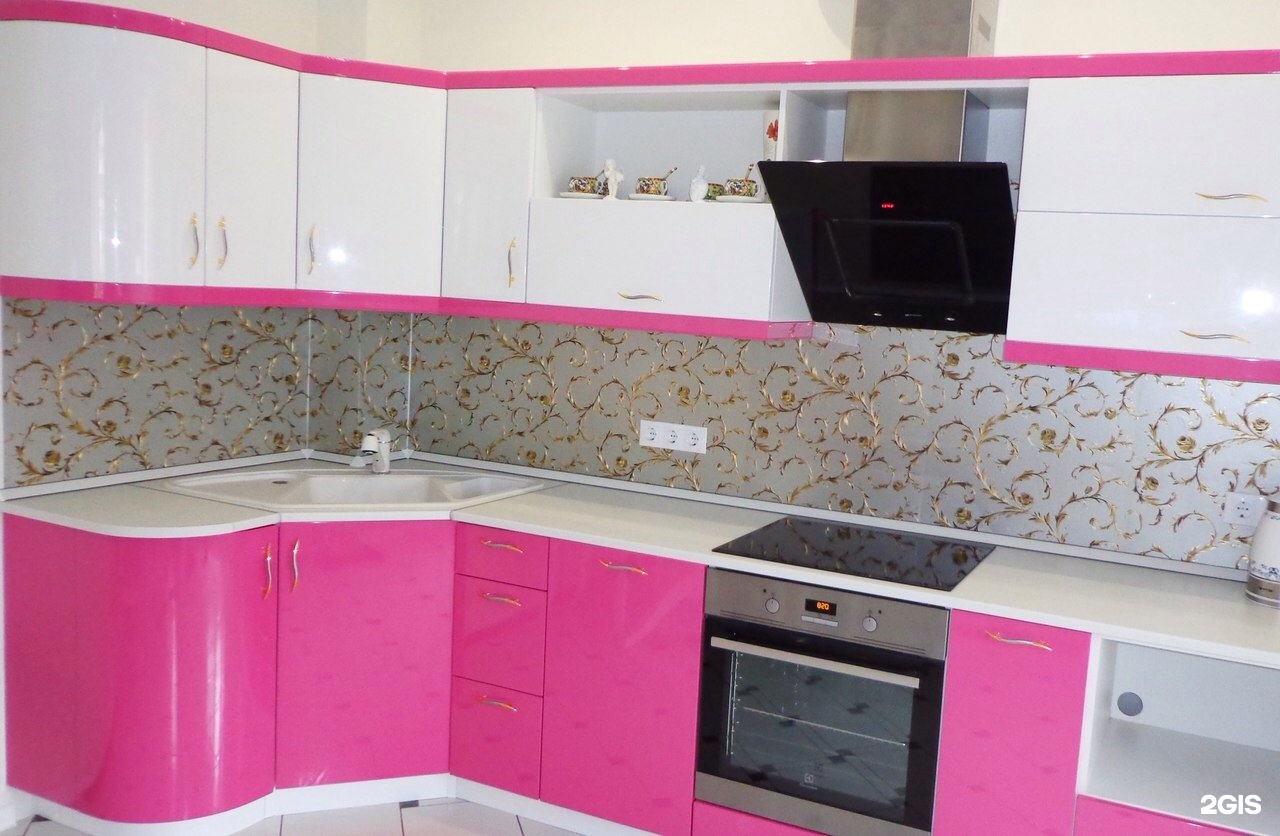 Кухонный гарнитур угловой розово белый