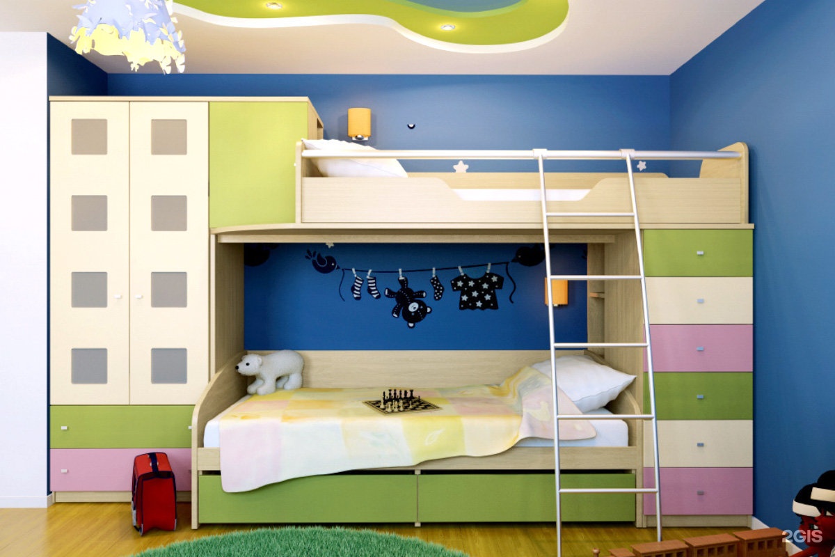 комплект детской мебели с двухъярусной кроватью