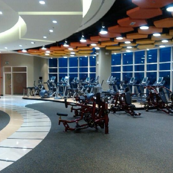 Gold's, gym, Al Barsha Mall, 98, Al Barsha 2 Street, Dubai — 2GIS