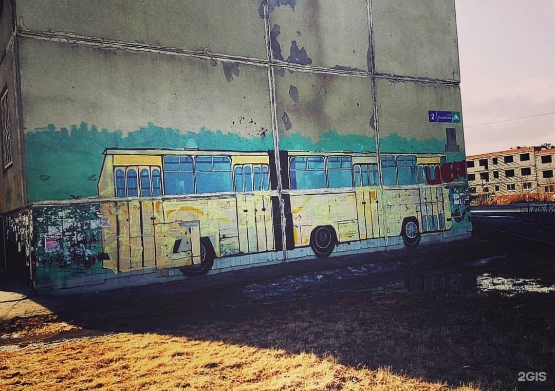 В честь Дня города на улицы Челябинска вышел бесплатный ретро-автобус