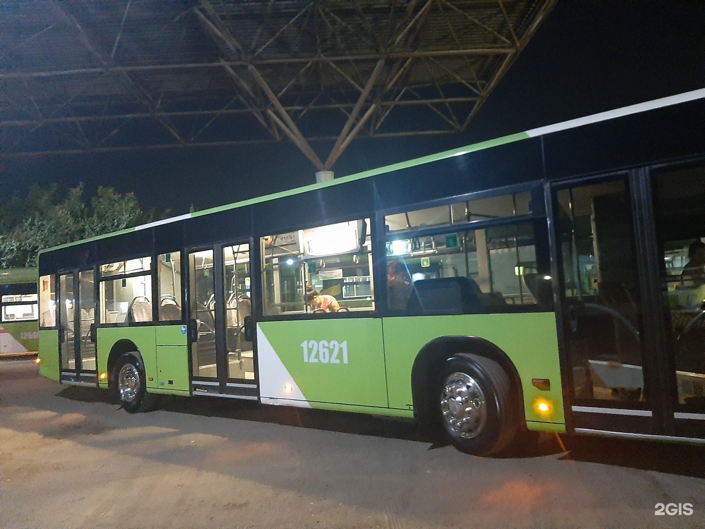 Остановки 131 автобуса. Ташкент Шымкент автобус. 131 Автобус. Bus Tashkent 131. Tashkent Buses 131 Yutong.