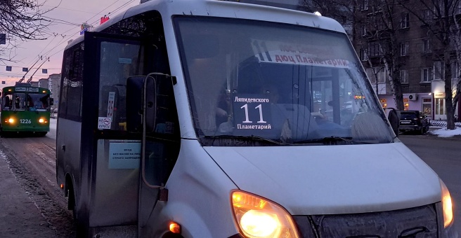 Движения маршрутка 9. 11 маршрутка новосибирск.