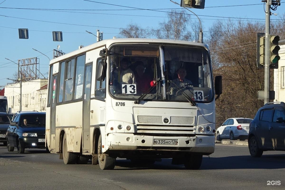 Автобус 13 ярославль маршрут. ПАЗ-320402 Москва. Ярославский автобус. ПАЗ-320402 ночью. Общественный транспорт Ярославль.