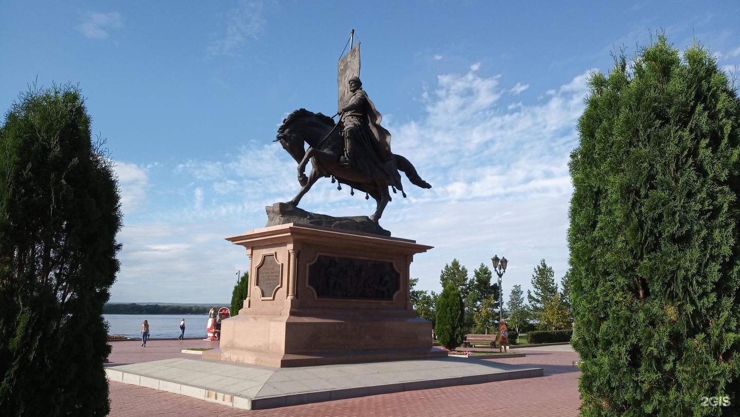 Памятник засекину в самаре на набережной фото