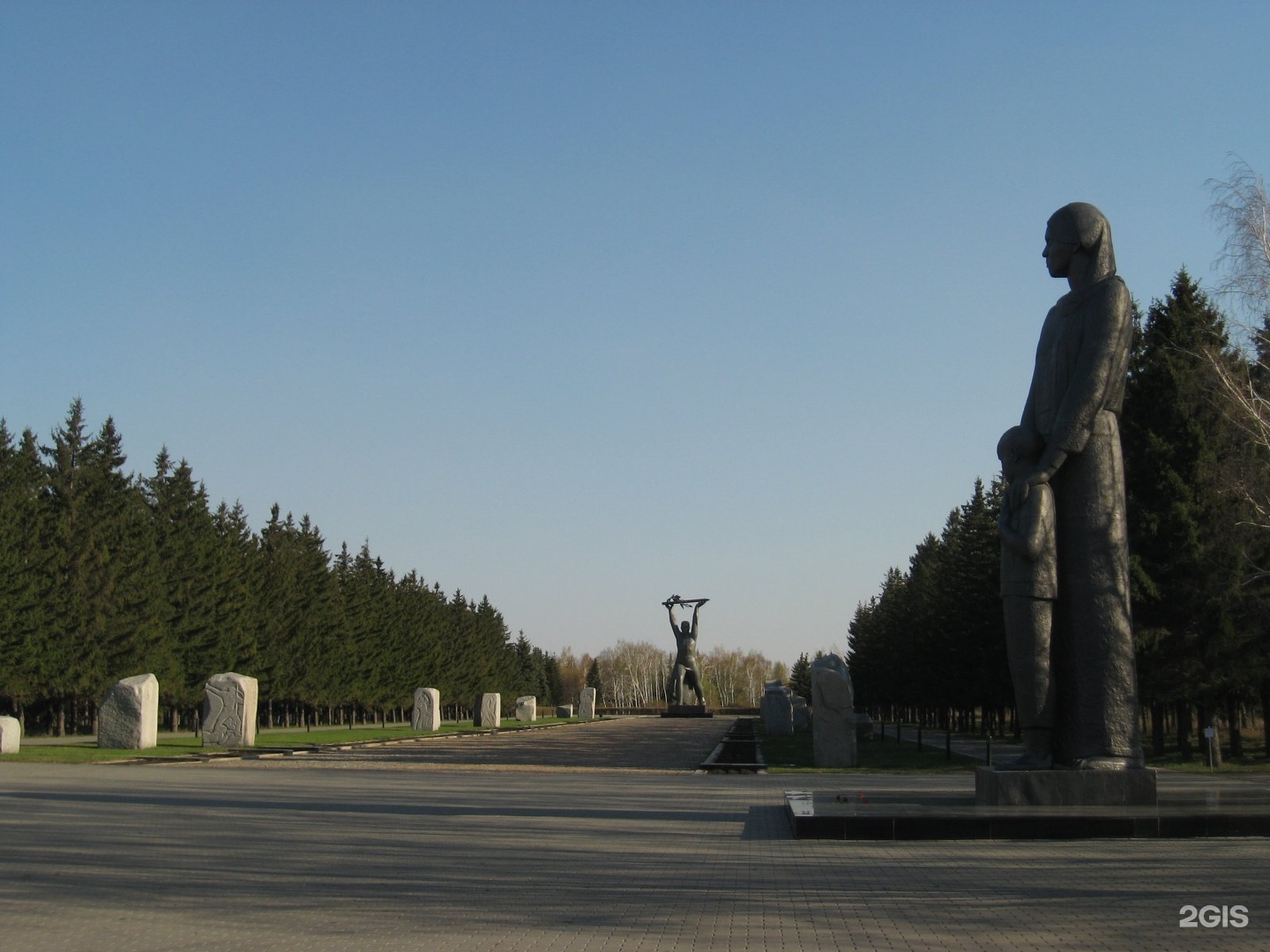 памятник в парке победы омск