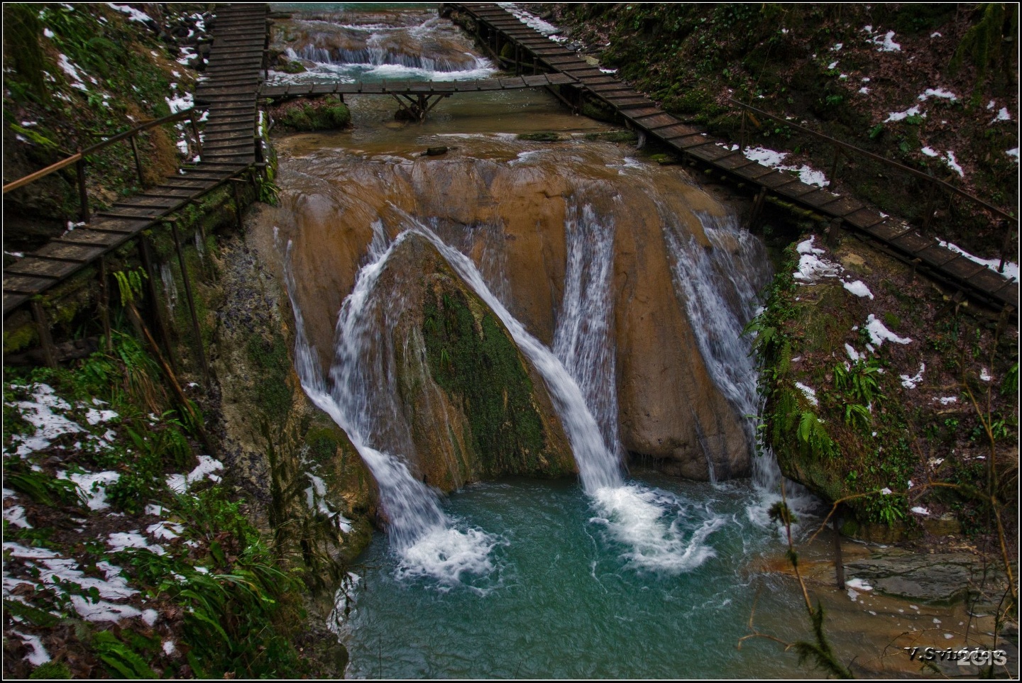 Водопады стоимость. Дзыхринский водопад Сочи. 33 Водопада Сочи. 33 Водопада Лоо. Парк 33 водопада в Сочи.