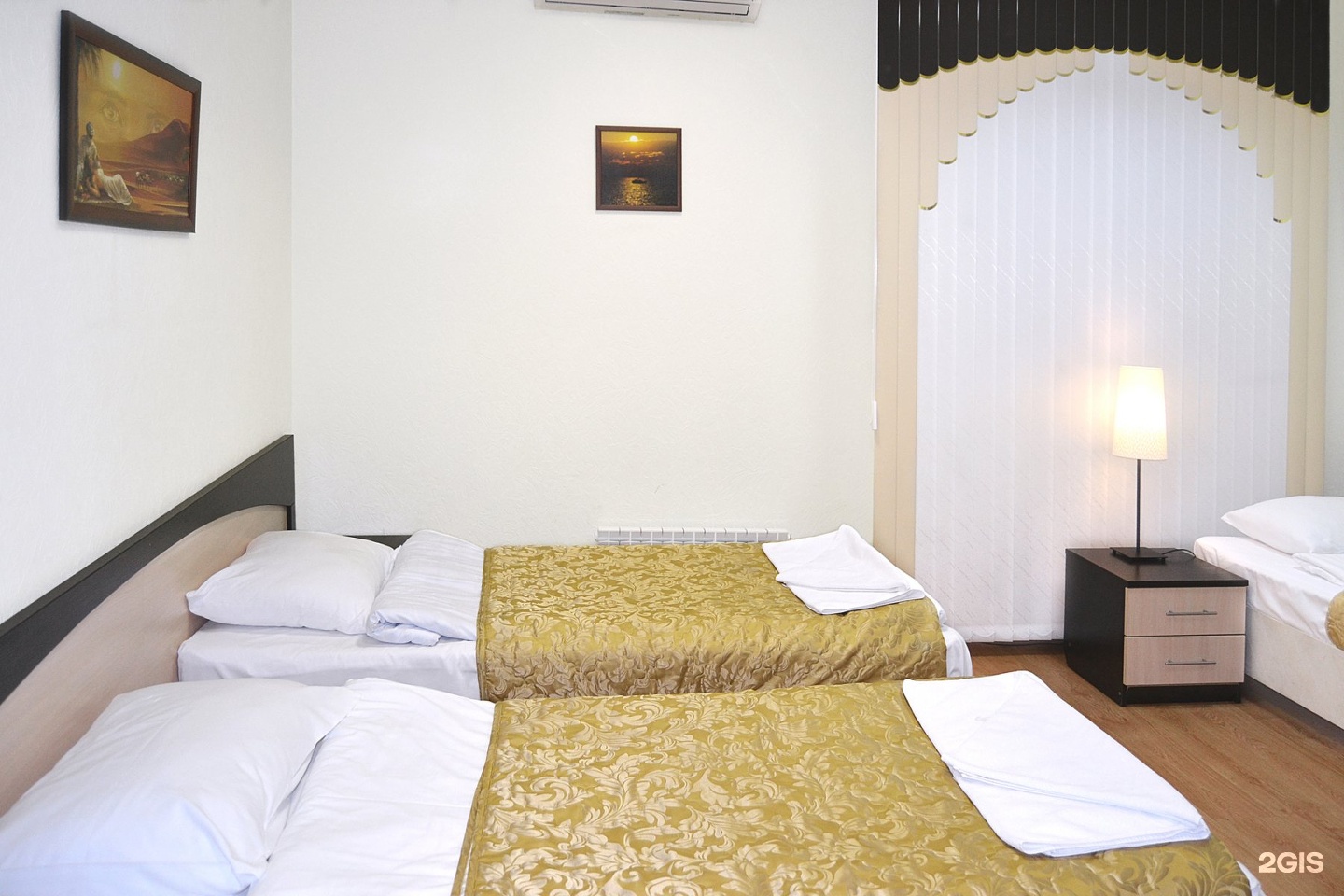 трёхместный отель.