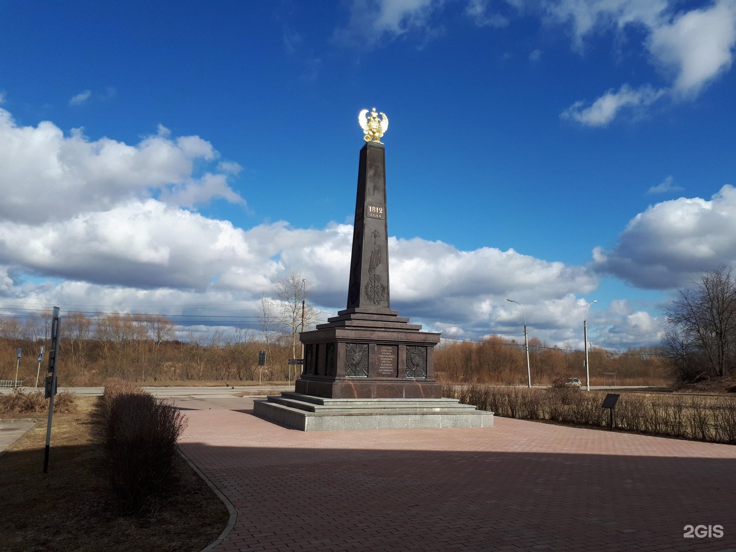 великий новгород памятник 1812. памятник ополченцам 1812 года в великом новгороде. памятник новгородской литературы. памятник ополченцам 1812 года в великом новгороде. великий новгород памятник ополченцам 1812.