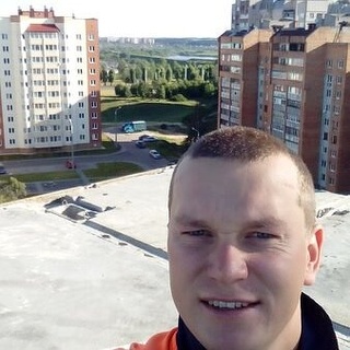 Олег Захаров