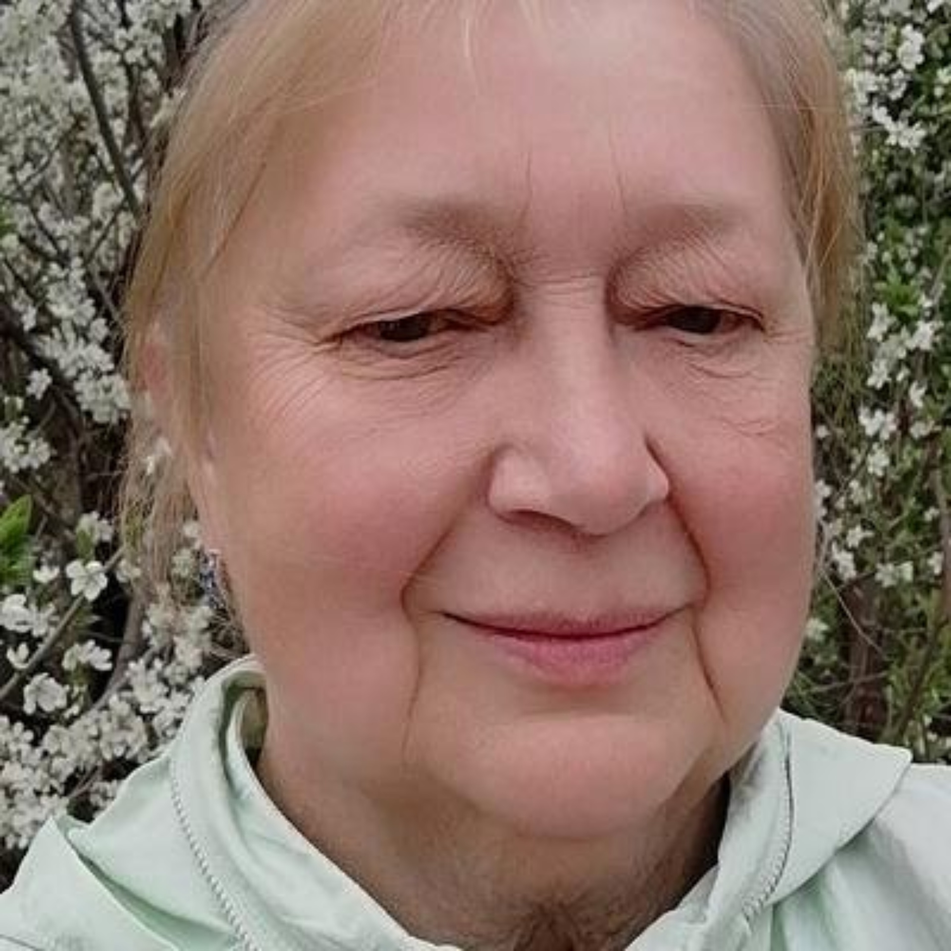 Сила Урала, пункт продажи артезианской воды, Садовая, 15Б киоск, с.  Михайловка — 2ГИС