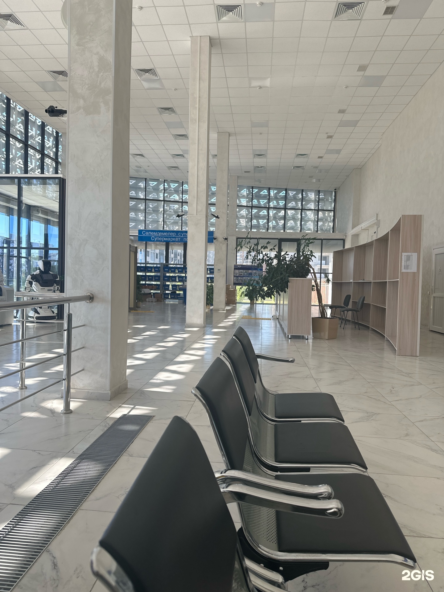 Орыстың жас әйелі күйеуінің аузына сиди. Онлайн көру.