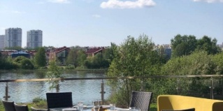 Санкт-Петербург: Отель Хюгге на озере