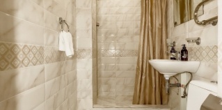 Адлер: Гостевой дом Грант-2 by Viva Hotels Group