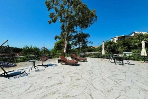 Лоо: Отель Ямал