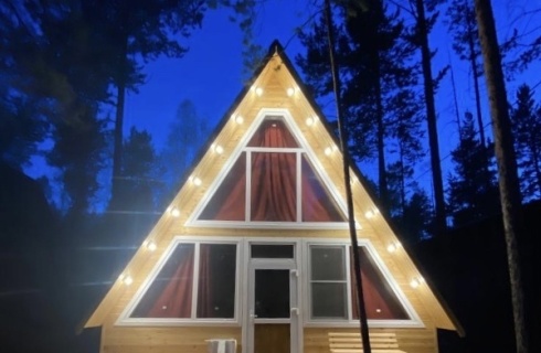 с. Максимиха: Гостевой дом А-фрейм дома