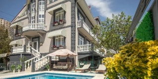 Сочи: Коттедж Серый гусь