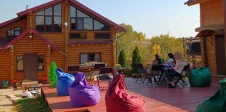 Бимери: Коттедж Аура Света