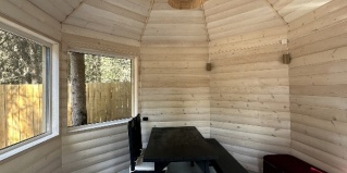 Листвянка: Гостевой дом Less