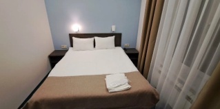 Змеиногорск: Отель Голден Хилл