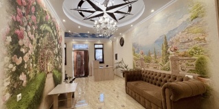 Лоо: Гостевой дом Roza vetrov