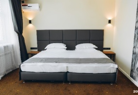 Отель PORT MAY. HOTEL&RESTAURANT в Владивостоке