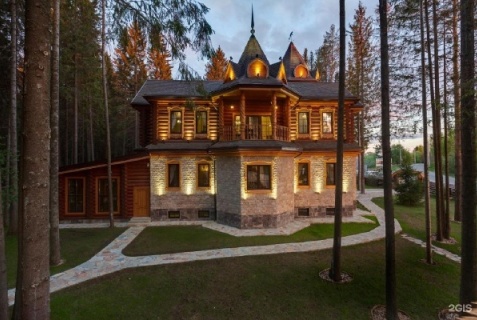 Полазна: Отель Охотничьи сезоны