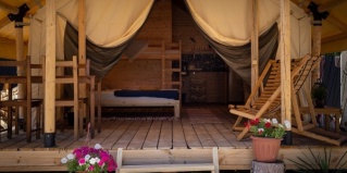 Кучугуры: Глэмпинг Гости