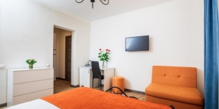 Геленджик: Гостевой дом Три Восьмёрки