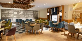 Актау: Отель Holiday Inn Aktau-Seaside