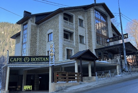 Домбай: Отель Bostan
