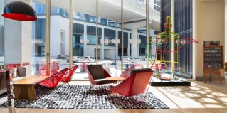 Dubai: Отель Ibis Styles Dubai Airport