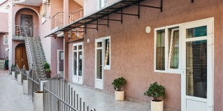 Адлер: Гостевой дом Грант