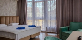 Домбай: Отель Версаль