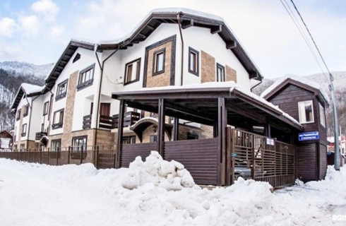 с. Эстосадок: Отель Чудо