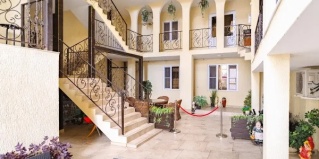 Адлер: Гостевой дом Лариса