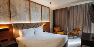 Шымкент: Отель Aurum Garden Hotel