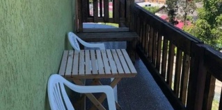 Лоо: Гостевой дом Династия