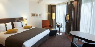 Алматы: Отель Holiday Inn Almaty